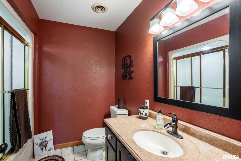 2145 Lick Creek Road, Anna, Illinois 62906, 3 Bedrooms Bedrooms, 0 ,3 BathroomsBathrooms,Residential,For Sale,Lick Creek,0,RMAEB460317