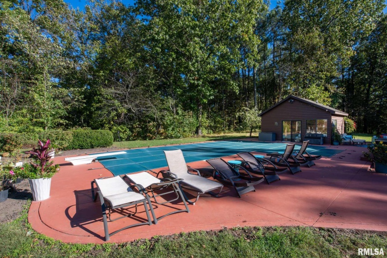 2145 Lick Creek Road, Anna, Illinois 62906, 3 Bedrooms Bedrooms, 0 ,3 BathroomsBathrooms,Residential,For Sale,Lick Creek,0,RMAEB460317