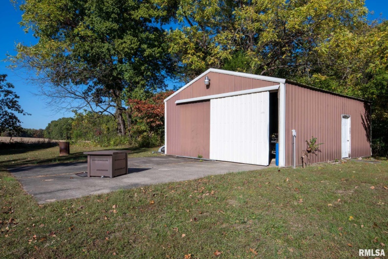 2145 Lick Creek Road, Anna, Illinois 62906, 3 Bedrooms Bedrooms, 0 ,3 BathroomsBathrooms,Residential,For Sale,Lick Creek,0,RMAEB460317