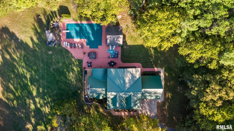 2145 Lick Creek Road, Anna, Illinois 62906, 3 Bedrooms Bedrooms, 0 ,3 BathroomsBathrooms,Residential,For Sale,Lick Creek,0,RMAEB460317