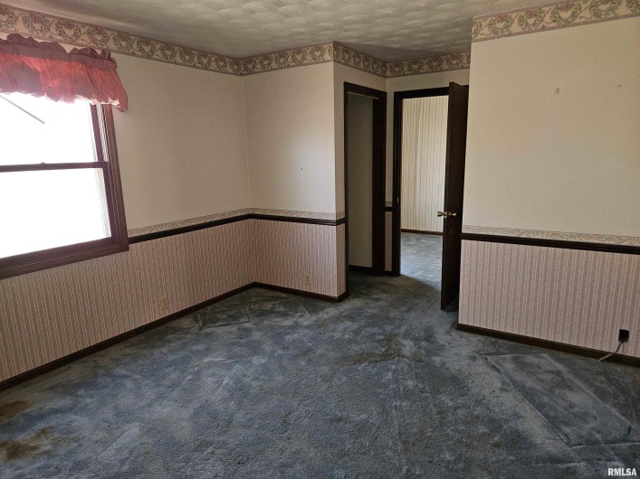 196 APPLE Lane, Carbondale, Illinois 62901, 4 Bedrooms Bedrooms, 0 ,2 BathroomsBathrooms,Residential,For Sale,APPLE,0,RMAEB457071