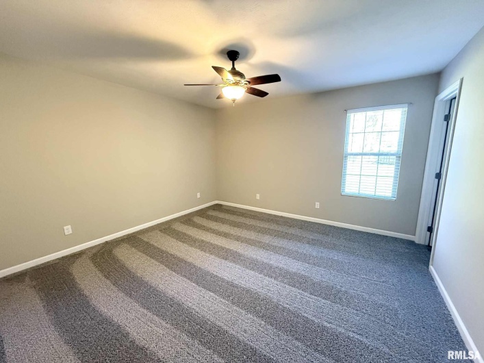 12301 Blue Sky Drive, Marion, Illinois 62959, 3 Bedrooms Bedrooms, 0 ,2 BathroomsBathrooms,Residential,For Sale,Blue Sky,0,RMAQC4268902