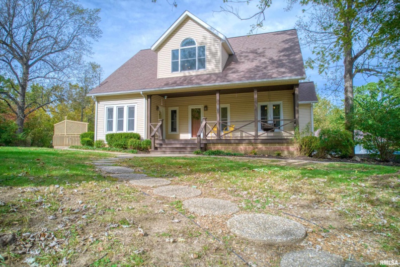 6873 Old Highway 13 Highway, Carbondale, Illinois 62901, 4 Bedrooms Bedrooms, 0 ,2 BathroomsBathrooms,Residential,For Sale,Old Highway 13,0,RMAEB460318