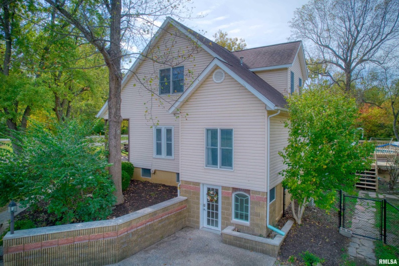 6873 Old Highway 13 Highway, Carbondale, Illinois 62901, 4 Bedrooms Bedrooms, 0 ,2 BathroomsBathrooms,Residential,For Sale,Old Highway 13,0,RMAEB460318