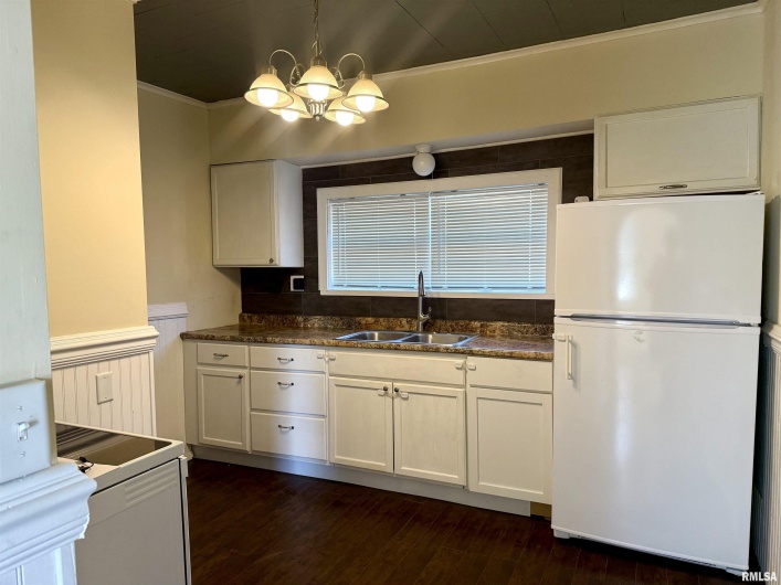 1103 BOULEVARD Street, Marion, Illinois 62959, 0 , 0 ,0,Residential Income,For Sale,BOULEVARD,0,RMAEB460319