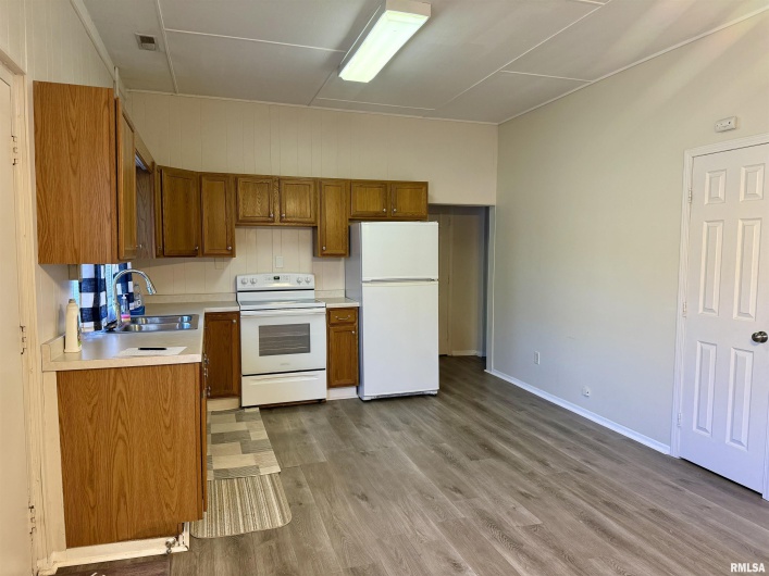 1103 BOULEVARD Street, Marion, Illinois 62959, 0 , 0 ,0,Residential Income,For Sale,BOULEVARD,0,RMAEB460319