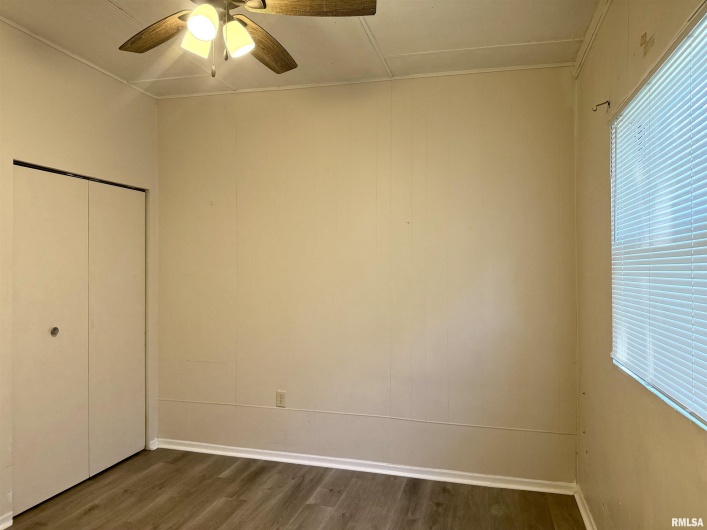 1103 BOULEVARD Street, Marion, Illinois 62959, 0 , 0 ,0,Residential Income,For Sale,BOULEVARD,0,RMAEB460319