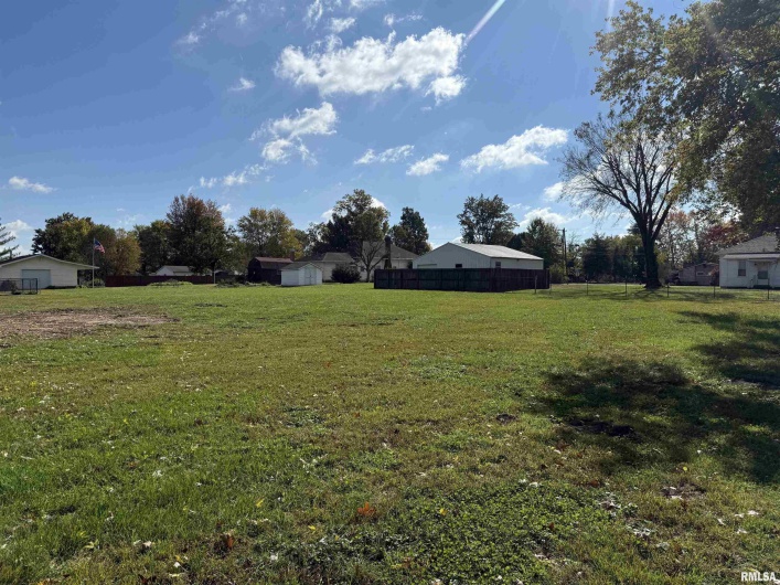 1103 BOULEVARD Street, Marion, Illinois 62959, 0 , 0 ,0,Residential Income,For Sale,BOULEVARD,0,RMAEB460319