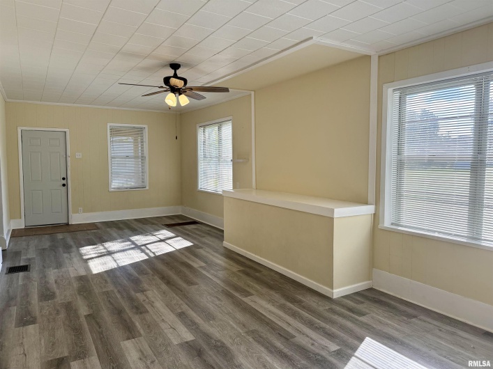 1103 BOULEVARD Street, Marion, Illinois 62959, 0 , 0 ,0,Residential Income,For Sale,BOULEVARD,0,RMAEB460319