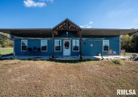 13261 CASEY Road, Marion, Illinois 62959, 3 Bedrooms Bedrooms, 0 ,2 BathroomsBathrooms,Residential,For Sale,CASEY,0,RMAQC4268911 13261 CASEY Road, Marion, Illinois 62959, 3 Bedrooms Bedrooms, 0 ,2 BathroomsBathrooms,Residential,For Sale,CASEY,0,RMAQC4268911