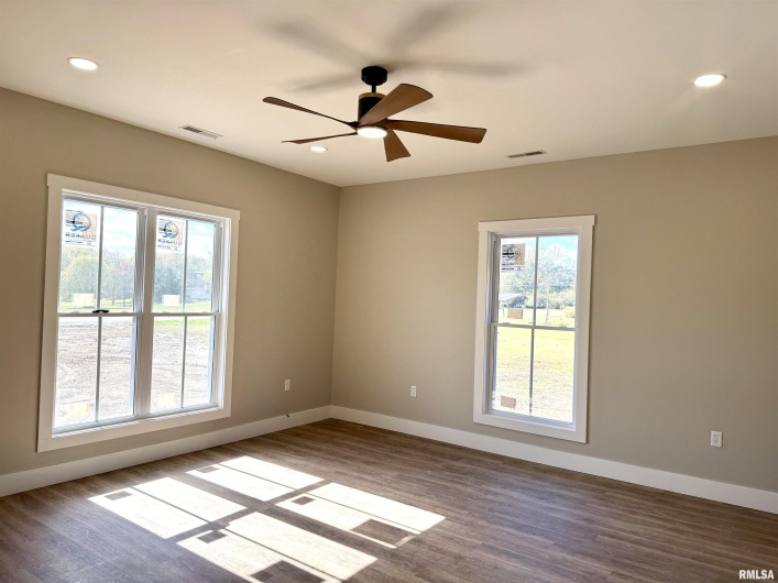 12570 Hudgens Road, Marion, Illinois 62959, 3 Bedrooms Bedrooms, 0 ,2 BathroomsBathrooms,Residential,For Sale,Hudgens,0,RMAEB460321