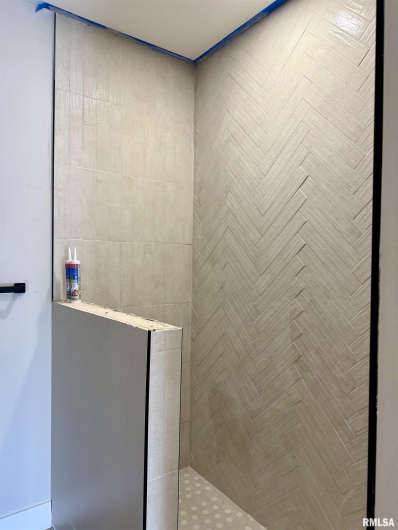 12570 Hudgens Road, Marion, Illinois 62959, 3 Bedrooms Bedrooms, 0 ,2 BathroomsBathrooms,Residential,For Sale,Hudgens,0,RMAEB460321