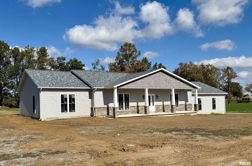 12570 Hudgens Road, Marion, Illinois 62959, 3 Bedrooms Bedrooms, 0 ,2 BathroomsBathrooms,Residential,For Sale,Hudgens,0,RMAEB460321