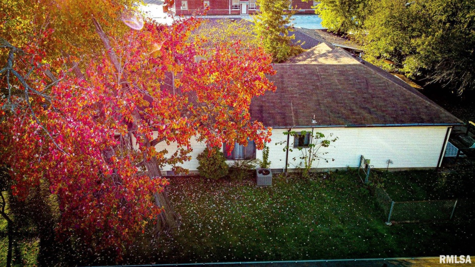 806 BOULEVARD Street, Marion, Illinois 62959, 3 Bedrooms Bedrooms, 0 ,2 BathroomsBathrooms,Residential,For Sale,BOULEVARD,0,RMAQC4268915