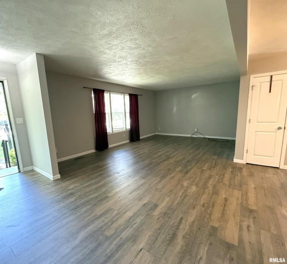 3005 WOODLAWN Place, Marion, Illinois 62959, 3 Bedrooms Bedrooms, 0 ,3 BathroomsBathrooms,Residential,For Sale,WOODLAWN,0,RMAEB458077