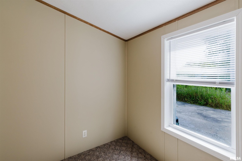 405 VERMONT Street, Cambria, Illinois 62915, 2 Bedrooms Bedrooms, 0 ,1 BathroomBathrooms,Residential,For Sale,VERMONT,0,RMAQC4266922