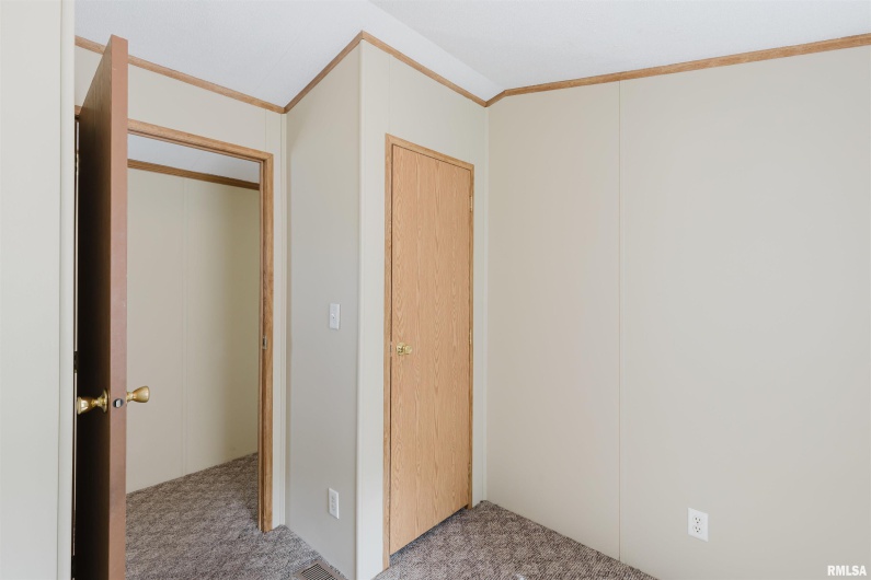 405 VERMONT Street, Cambria, Illinois 62915, 2 Bedrooms Bedrooms, 0 ,1 BathroomBathrooms,Residential,For Sale,VERMONT,0,RMAQC4266922