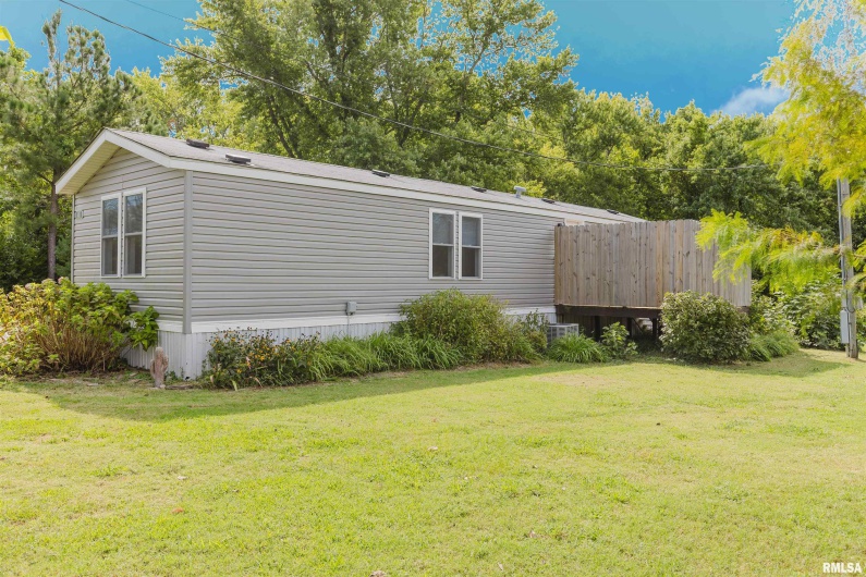 405 VERMONT Street, Cambria, Illinois 62915, 2 Bedrooms Bedrooms, 0 ,1 BathroomBathrooms,Residential,For Sale,VERMONT,0,RMAQC4266922