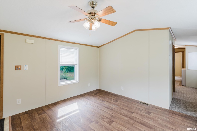 405 VERMONT Street, Cambria, Illinois 62915, 2 Bedrooms Bedrooms, 0 ,1 BathroomBathrooms,Residential,For Sale,VERMONT,0,RMAQC4266922