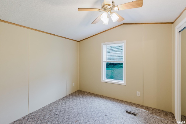 405 VERMONT Street, Cambria, Illinois 62915, 2 Bedrooms Bedrooms, 0 ,1 BathroomBathrooms,Residential,For Sale,VERMONT,0,RMAQC4266922