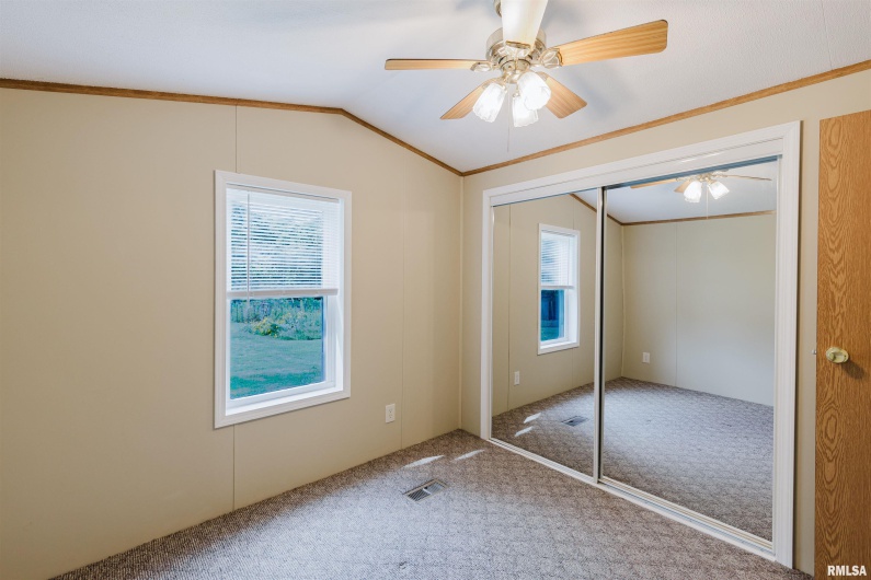 405 VERMONT Street, Cambria, Illinois 62915, 2 Bedrooms Bedrooms, 0 ,1 BathroomBathrooms,Residential,For Sale,VERMONT,0,RMAQC4266922