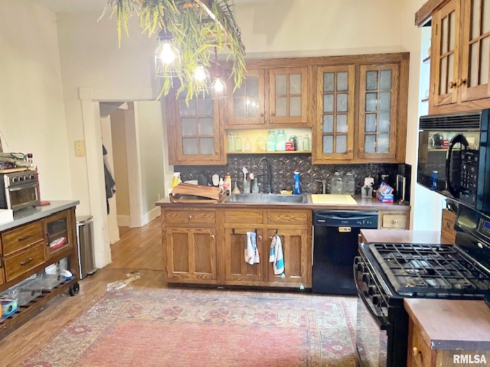 1603 CATHERINE Street, Metropolis, Illinois 62960, 3 Bedrooms Bedrooms, 0 ,2 BathroomsBathrooms,Residential,For Sale,CATHERINE,0,RMAEB460324