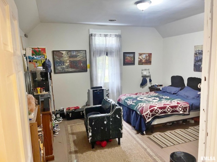 1603 CATHERINE Street, Metropolis, Illinois 62960, 3 Bedrooms Bedrooms, 0 ,2 BathroomsBathrooms,Residential,For Sale,CATHERINE,0,RMAEB460324