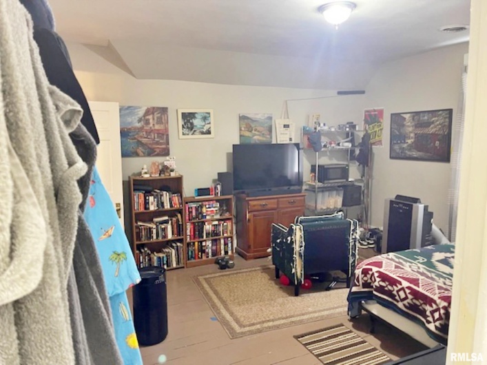 1603 CATHERINE Street, Metropolis, Illinois 62960, 3 Bedrooms Bedrooms, 0 ,2 BathroomsBathrooms,Residential,For Sale,CATHERINE,0,RMAEB460324