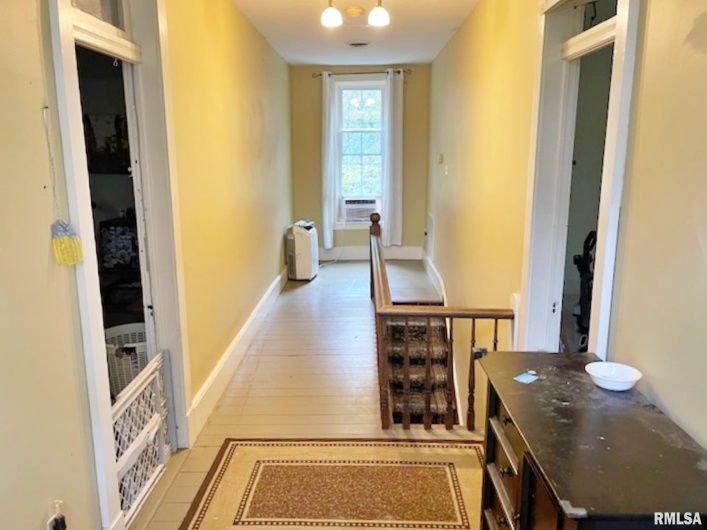 1603 CATHERINE Street, Metropolis, Illinois 62960, 3 Bedrooms Bedrooms, 0 ,2 BathroomsBathrooms,Residential,For Sale,CATHERINE,0,RMAEB460324