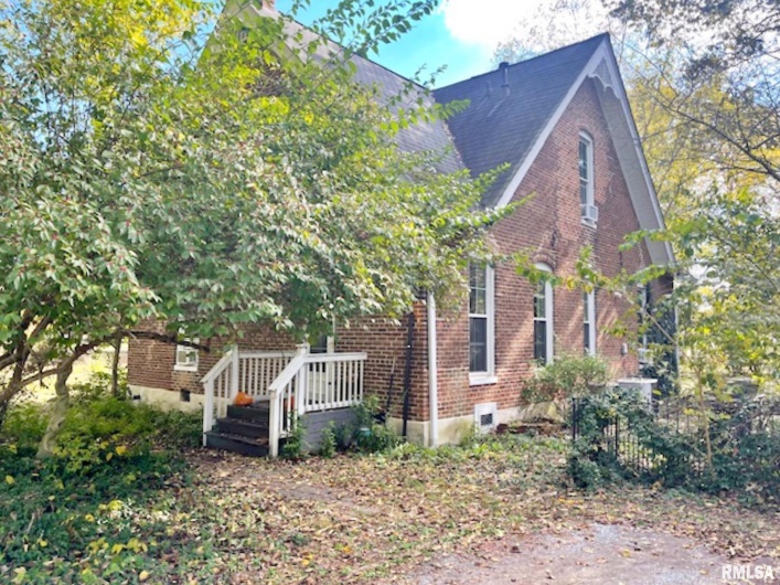 1603 CATHERINE Street, Metropolis, Illinois 62960, 3 Bedrooms Bedrooms, 0 ,2 BathroomsBathrooms,Residential,For Sale,CATHERINE,0,RMAEB460324