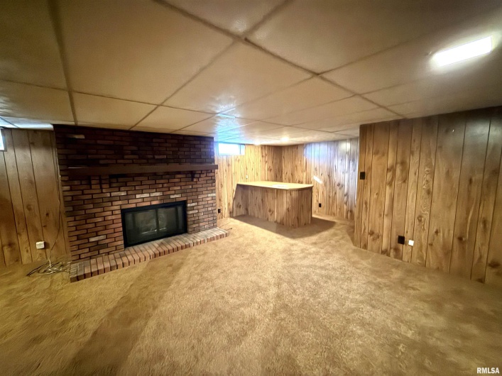 212 12TH Street, Herrin, Illinois 62948, 3 Bedrooms Bedrooms, 0 ,2 BathroomsBathrooms,Residential,For Sale,12TH,0,RMAEB460325