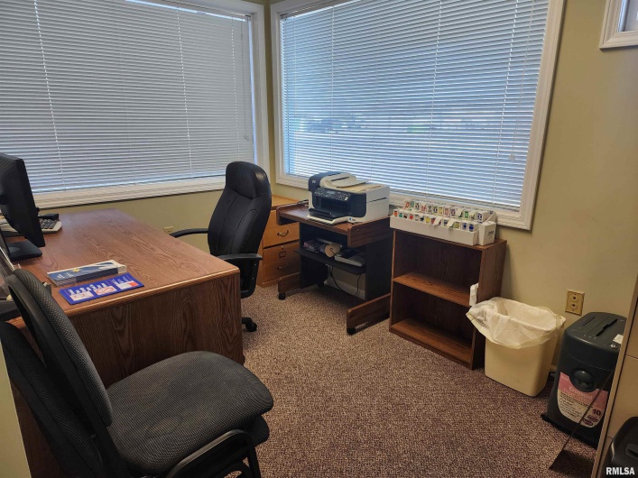 1014 MAIN Street, Harrisburg, Illinois 62946, 0 , 0 ,0,Commercial Sale,For Sale,MAIN,0,RMAQC4268933