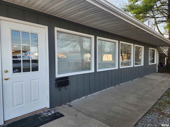 1014 MAIN Street, Harrisburg, Illinois 62946, 0 , 0 ,0,Commercial Sale,For Sale,MAIN,0,RMAQC4268933