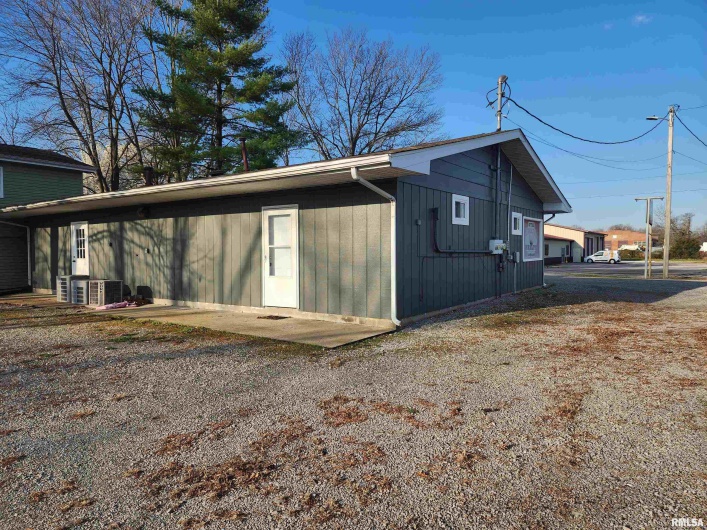 1014 MAIN Street, Harrisburg, Illinois 62946, 0 , 0 ,0,Commercial Sale,For Sale,MAIN,0,RMAQC4268933