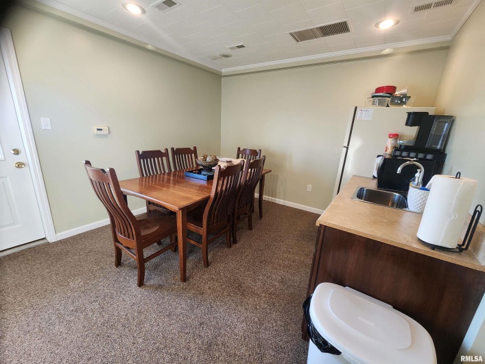 1014 MAIN Street, Harrisburg, Illinois 62946, 0 , 0 ,0,Commercial Sale,For Sale,MAIN,0,RMAQC4268933