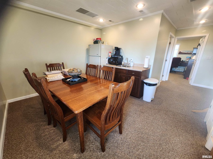 1014 MAIN Street, Harrisburg, Illinois 62946, 0 , 0 ,0,Commercial Sale,For Sale,MAIN,0,RMAQC4268933