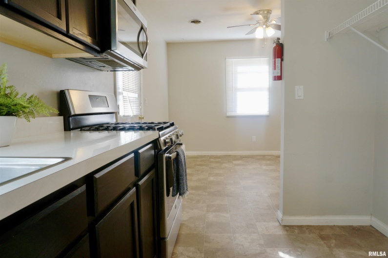 310 4TH Street, Elkville, Illinois 62932, 3 Bedrooms Bedrooms, 0 ,1 BathroomBathrooms,Residential,For Sale,4TH,0,RMAEB460329