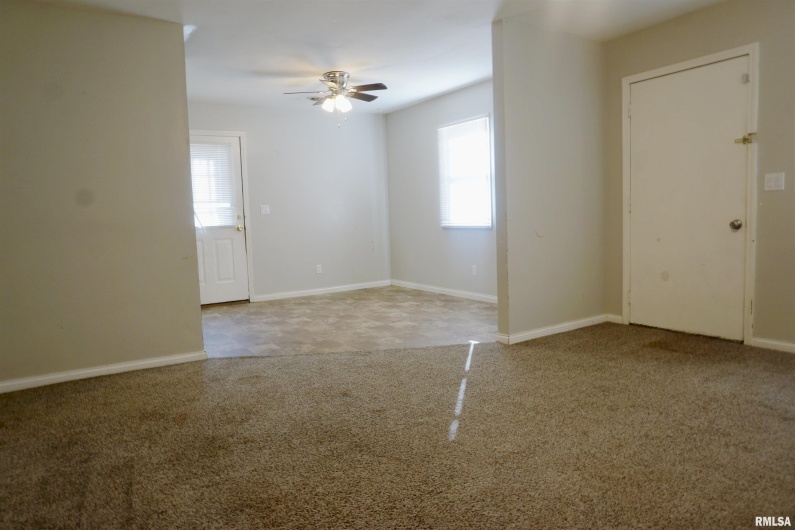 310 4TH Street, Elkville, Illinois 62932, 3 Bedrooms Bedrooms, 0 ,1 BathroomBathrooms,Residential,For Sale,4TH,0,RMAEB460329