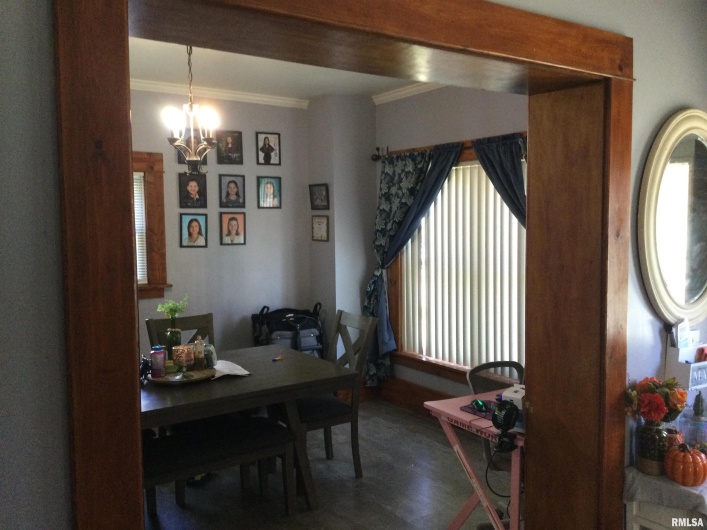 1904 DIVISION Street, Murphysboro, Illinois 62966, 3 Bedrooms Bedrooms, 0 ,1 BathroomBathrooms,Residential,For Sale,DIVISION,0,RMAQC4268959