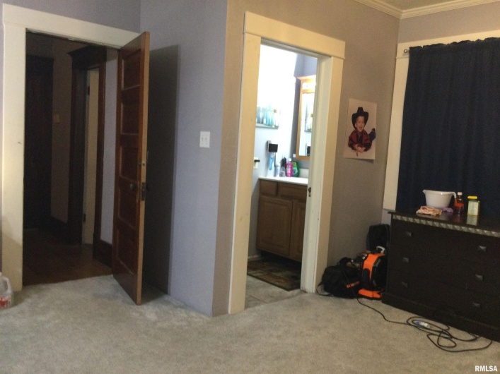 1904 DIVISION Street, Murphysboro, Illinois 62966, 3 Bedrooms Bedrooms, 0 ,1 BathroomBathrooms,Residential,For Sale,DIVISION,0,RMAQC4268959