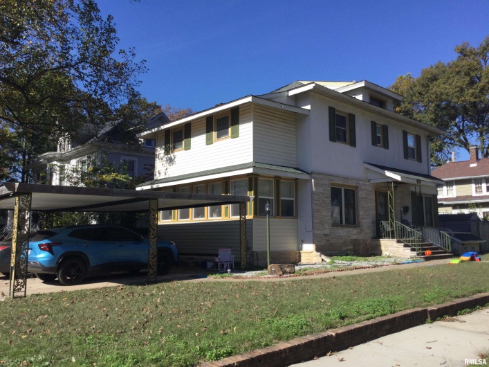 1904 DIVISION Street, Murphysboro, Illinois 62966, 3 Bedrooms Bedrooms, 0 ,1 BathroomBathrooms,Residential,For Sale,DIVISION,0,RMAQC4268959