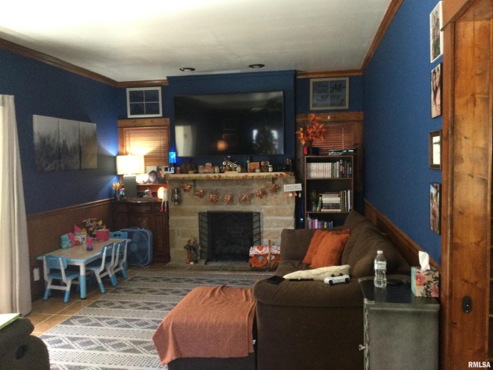 1904 DIVISION Street, Murphysboro, Illinois 62966, 3 Bedrooms Bedrooms, 0 ,1 BathroomBathrooms,Residential,For Sale,DIVISION,0,RMAQC4268959