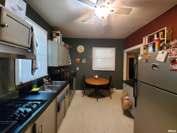 504 ALMOND Street, Carbondale, Illinois 62901, 3 Bedrooms Bedrooms, 0 ,1 BathroomBathrooms,Residential,For Sale,ALMOND,0,RMAEB458463