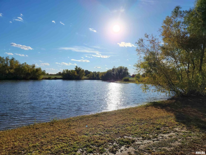 156 HANOVER Lane, Murphysboro, Illinois 62966, 3 Bedrooms Bedrooms, 0 ,2 BathroomsBathrooms,Residential,For Sale,HANOVER,0,RMAEB460283