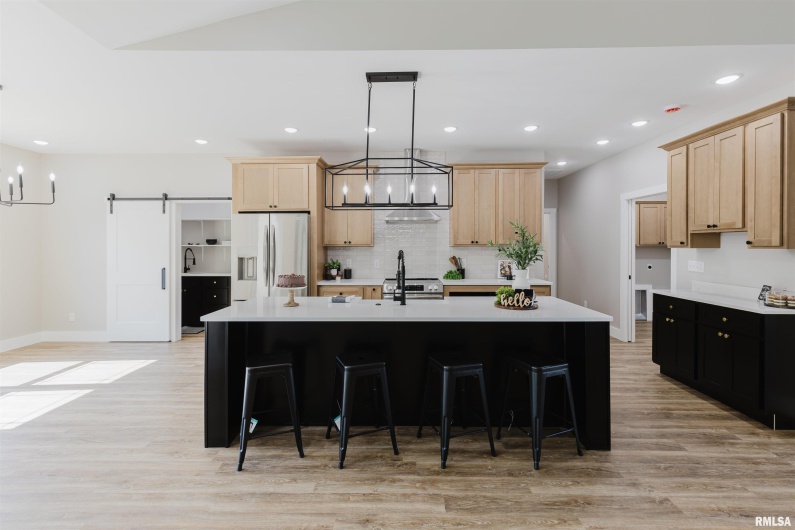 704 JONATHAN Lane, Carterville, Illinois 62918, 4 Bedrooms Bedrooms, 0 ,2 BathroomsBathrooms,Residential,For Sale,JONATHAN,0,RMAEB459279