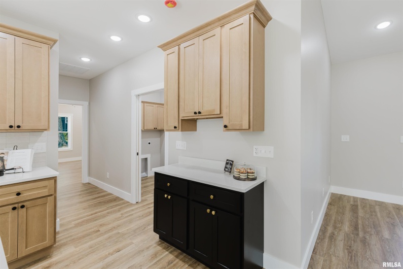 704 JONATHAN Lane, Carterville, Illinois 62918, 4 Bedrooms Bedrooms, 0 ,2 BathroomsBathrooms,Residential,For Sale,JONATHAN,0,RMAEB459279