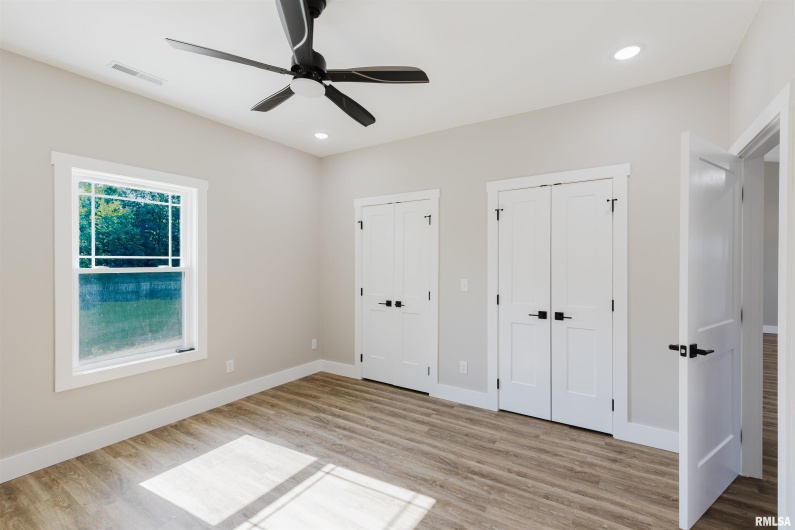 704 JONATHAN Lane, Carterville, Illinois 62918, 4 Bedrooms Bedrooms, 0 ,2 BathroomsBathrooms,Residential,For Sale,JONATHAN,0,RMAEB459279