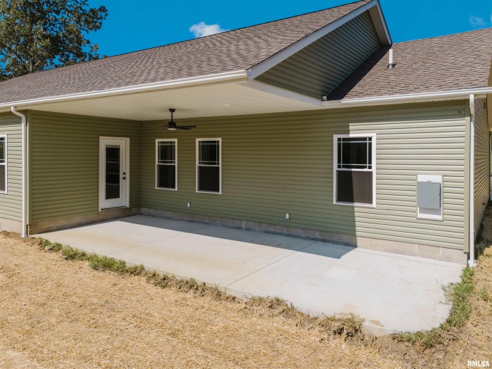 704 JONATHAN Lane, Carterville, Illinois 62918, 4 Bedrooms Bedrooms, 0 ,2 BathroomsBathrooms,Residential,For Sale,JONATHAN,0,RMAEB459279