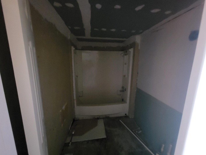 208 WASHINGTON Street, Hurst, Illinois 62949, 3 Bedrooms Bedrooms, 0 ,3 BathroomsBathrooms,Residential,For Sale,WASHINGTON,0,RMAEB460340