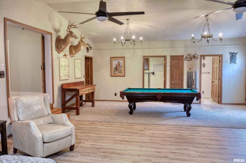 2036 SPRUCE Street, Murphysboro, Illinois 62966, 3 Bedrooms Bedrooms, 0 ,2 BathroomsBathrooms,Residential,For Sale,SPRUCE,0,RMAEB460338